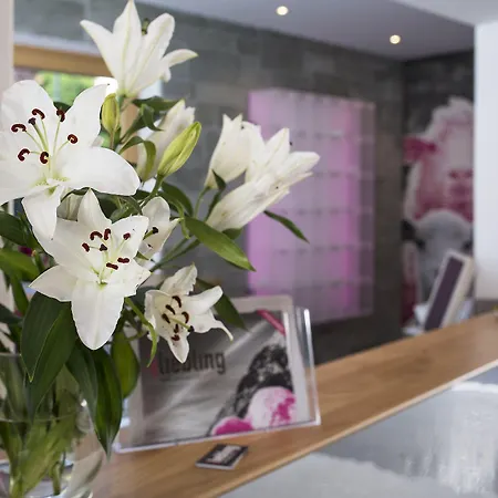 Liebling (adults Only) فندق بيرتيساو